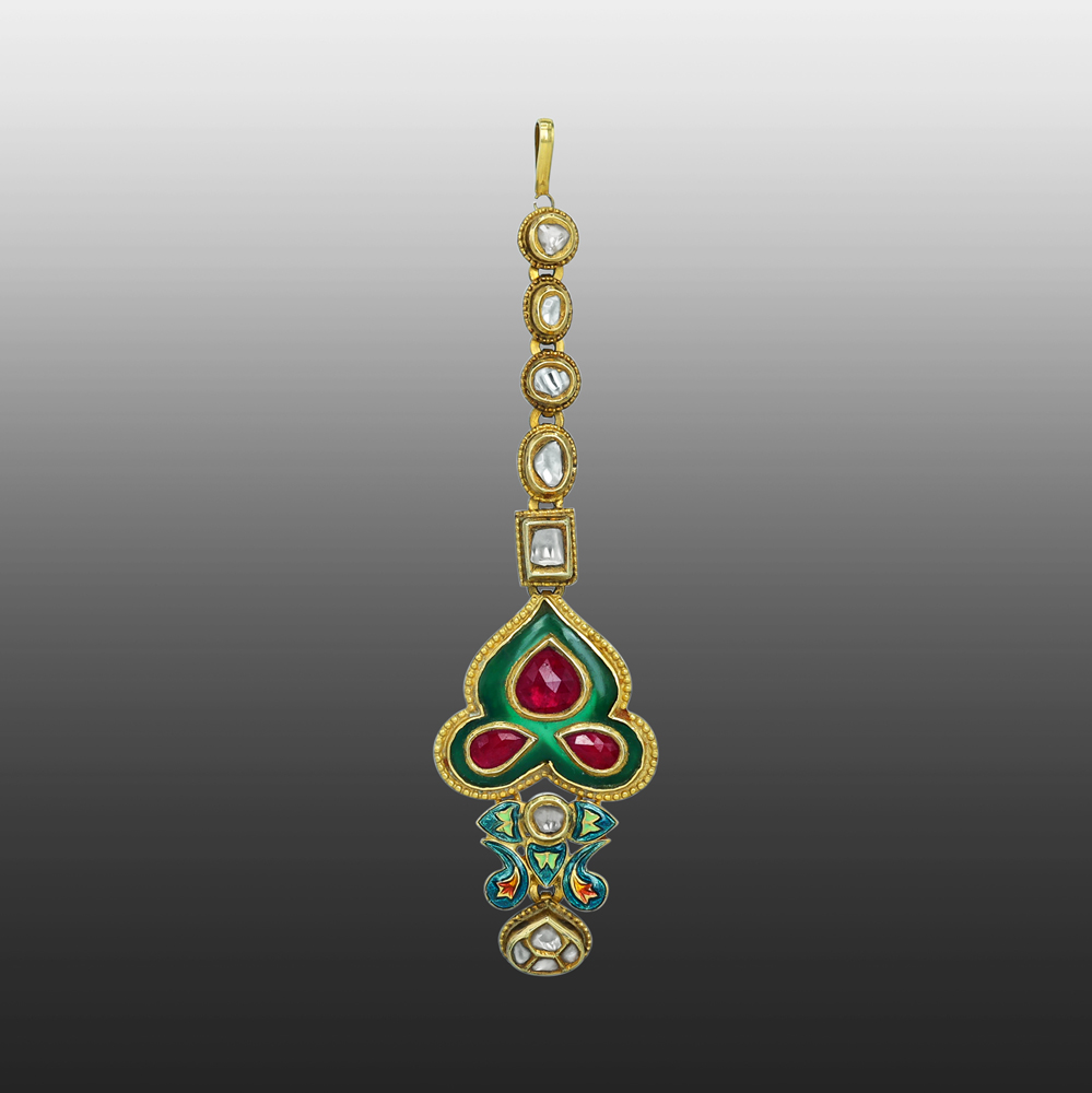 Red Green Meenakari Mangtikka with Polkis